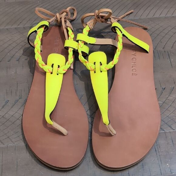 See By Chloe Neon Yellow Leather Thong Sandals Sz 40 - Picture 1 of 4